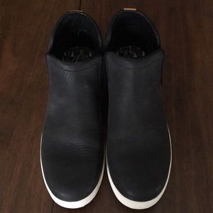 teva willow chelsea boot